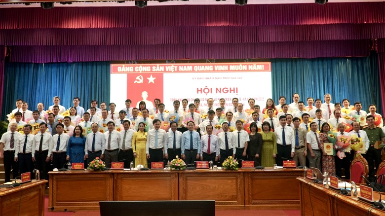 Gia Lai: Giao chỉ ti&ecirc;u đến từng x&atilde;, x&acirc;y dựng kịch bản tăng trưởng cụ thể- Ảnh 4.