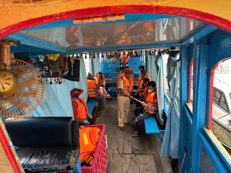 TP.HCM: Hơn 1.000 trường hợp vi phạm trong ba ng&agrave;y đầu cao điểm tổng kiểm so&aacute;t- Ảnh 1.