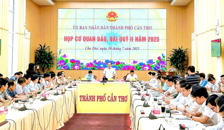 Cần Thơ bố tr&iacute; khoảng 111 tỷ đồng hỗ trợ c&aacute;n bộ từ S&oacute;c Trăng, Hậu Giang đến c&ocirc;ng t&aacute;c- Ảnh 1.