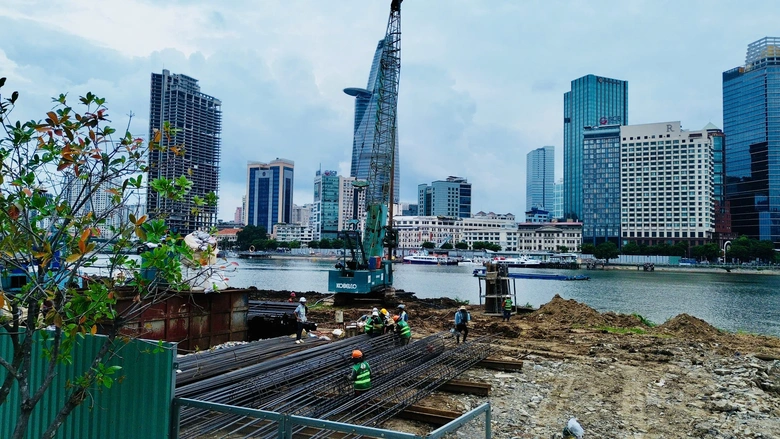 Cầu đi bộ ngh&igrave;n tỷ qua s&ocirc;ng S&agrave;i G&ograve;n: Đạt 20% tiến độ, gấp r&uacute;t th&aacute;o gỡ vướng mắc- Ảnh 3.