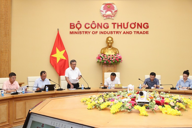 "Chạy nước rút" dự án đường dây 500kV Lào Cai - Vĩnh Yên: Căng thẳng giải phóng mặt bằng- Ảnh 2. "Chạy nước rút" dự án đường dây 500kV Lào Cai - Vĩnh Yên: Căng thẳng giải phóng mặt bằng- Ảnh 2.