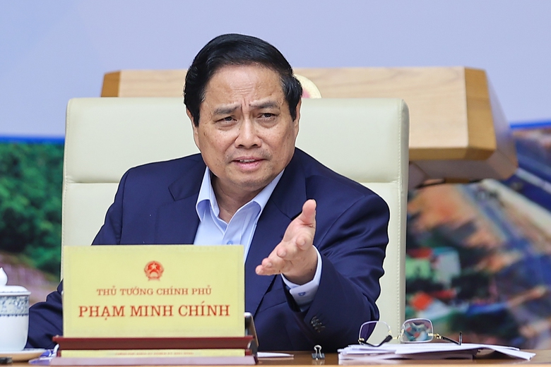 Thủ tướng: Cuối năm ho&agrave;n th&agrave;nh &iacute;t nhất 3.000km cao tốc, gần 2.000km đường ven biển- Ảnh 1.