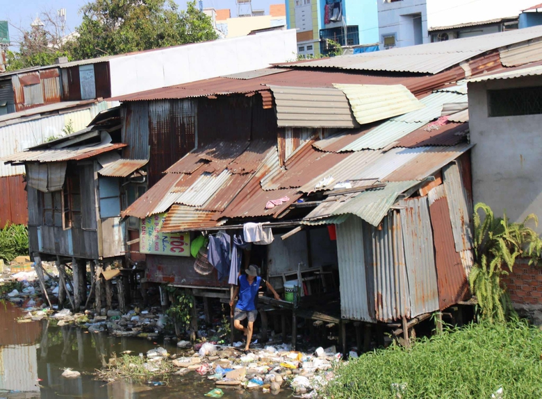 Kế hoạch khai th&aacute;c quỹ đất sau di dời nh&agrave; ven s&ocirc;ng, k&ecirc;nh rạch tại TP.HCM- Ảnh 2.