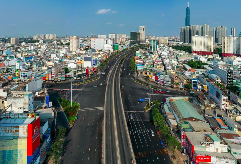 TP.HCM: Ngầm h&oacute;a 100% lưới điện trung t&acirc;m, b&agrave;i to&aacute;n cần sự chung tay- Ảnh 4.