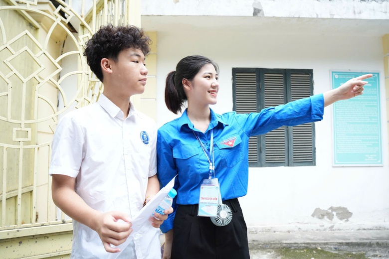 Hà Nội công bố điểm thi, điểm chuẩn lớp 10 vào chiều nay 4/7- Ảnh 1. Hà Nội công bố điểm thi, điểm chuẩn lớp 10 vào chiều nay 4/7- Ảnh 1.