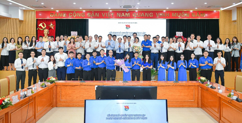 Đo&agrave;n thanh ni&ecirc;n Bộ X&acirc;y dựng ph&aacute;t huy tinh thần xung k&iacute;ch, s&aacute;ng tạo- Ảnh 5.