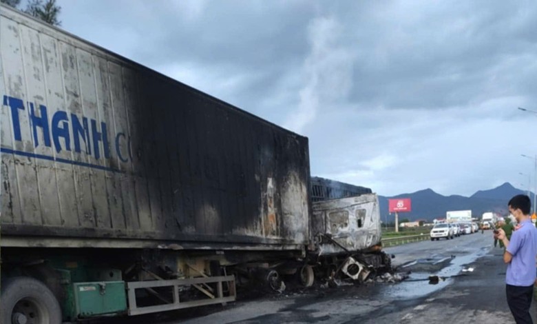 Xe đầu k&eacute;o t&ocirc;ng xe tải, cả 2 xe bốc ch&aacute;y, một t&agrave;i xế tử vong- Ảnh 2.