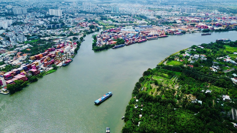 TP.HCM chủ động ứng ph&oacute; biến động to&agrave;n cầu, quyết t&acirc;m giữ đ&agrave; tăng trưởng tr&ecirc;n 10%- Ảnh 2.