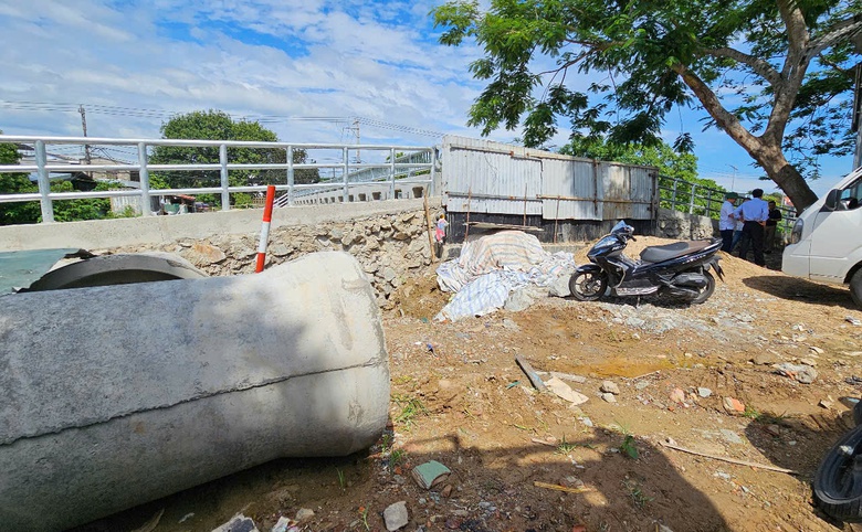 Huế: Gỡ vướng mặt bằng, đẩy nhanh tiến độ cầu Vạn Xu&acirc;n- Ảnh 2.