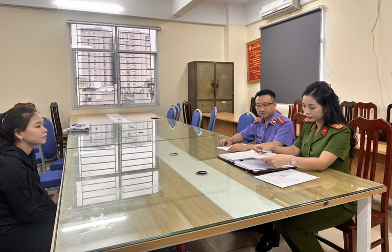 C&ocirc;ng an H&agrave; Nội ph&aacute; đường d&acirc;y tuồn h&agrave;ng tấn thịt lợn bệnh ra thị trường, bắt 4 người- Ảnh 3.