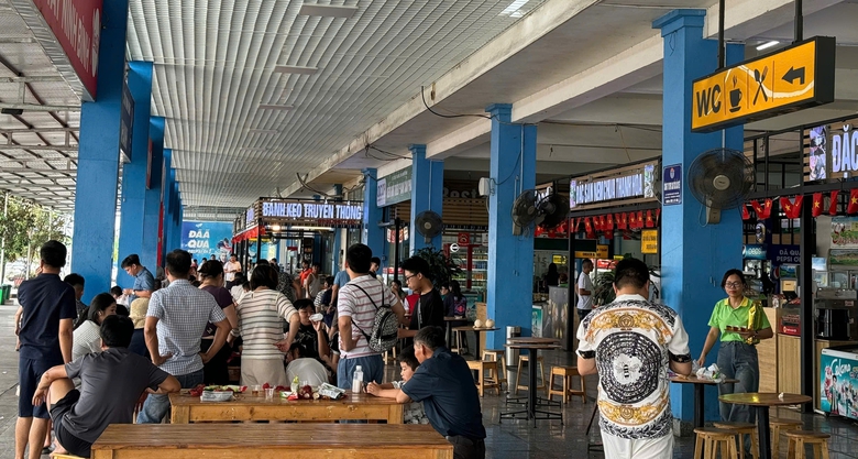 Bị chê "toilet bẩn", Trạm dừng nghỉ Tây Ninh Bình cam kết khắc phục- Ảnh 1. Bị chê "toilet bẩn", Trạm dừng nghỉ Tây Ninh Bình cam kết khắc phục- Ảnh 1.