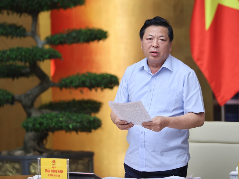 Thủ tướng: Th&aacute;o gỡ mọi n&uacute;t thắt, triển khai nhanh c&aacute;c dự &aacute;n đường sắt lớn- Ảnh 2.