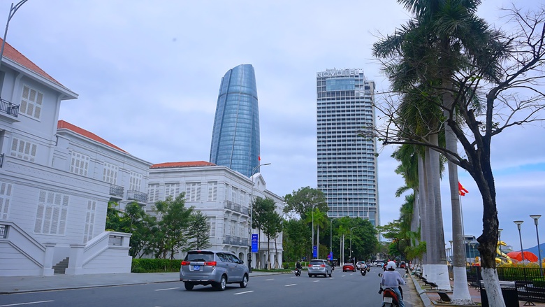 Đ&agrave; Nẵng quy định c&aacute;n bộ kh&ocirc;ng được tham gia đo&agrave;n đi nước ngo&agrave;i do doanh nghiệp tổ chức- Ảnh 1.