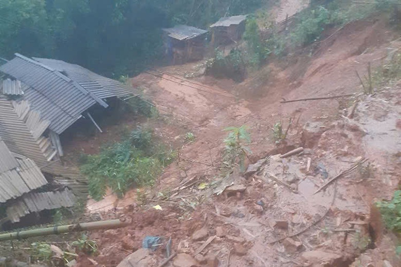 Lũ quét, sạt lở vẫn tiếp tục ở Điện Biên khiến số nạn nhân thương vong, mất tích tăng lên- Ảnh 1. Lũ quét, sạt lở vẫn tiếp tục ở Điện Biên khiến số nạn nhân thương vong, mất tích tăng lên- Ảnh 1.