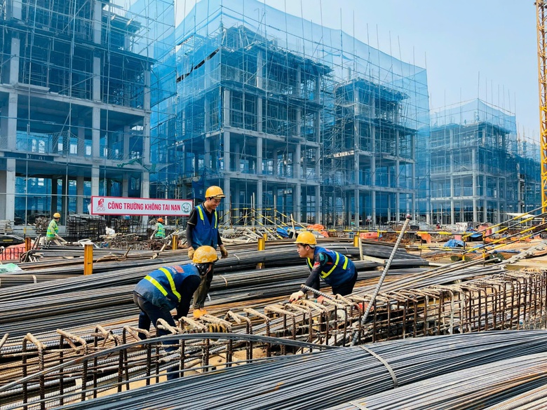 Bỏ chứng chỉ năng lực hoạt động x&acirc;y dựng: Gỡ r&agrave;o cản, th&uacute;c đẩy m&ocirc;i trường cạnh tranh- Ảnh 1.