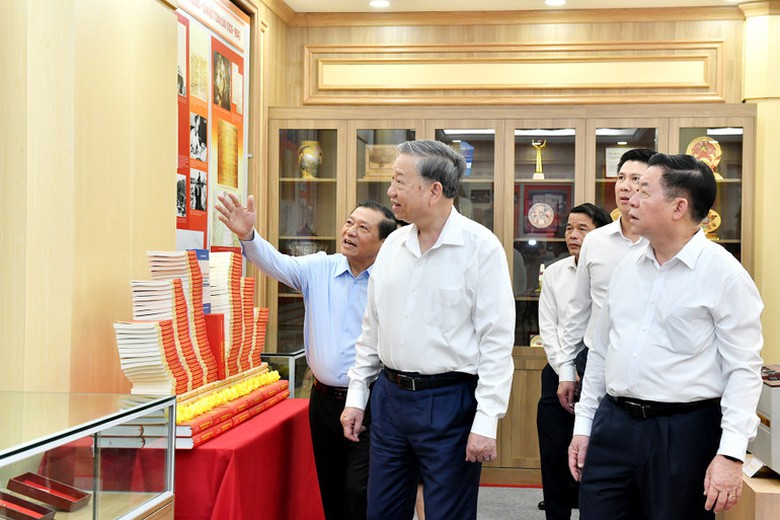 Ng&agrave;nh Tuy&ecirc;n gi&aacute;o v&agrave; sứ mệnh &ldquo;đi trước - mở đường, đi c&ugrave;ng - thực hiện&rdquo; trong kỷ nguy&ecirc;n mới- Ảnh 1.