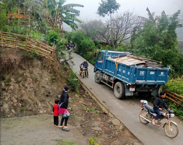 H&agrave;nh tr&igrave;nh vượt n&uacute;i x&acirc;y trường nơi rẻo cao L&agrave;o Cai- Ảnh 3.