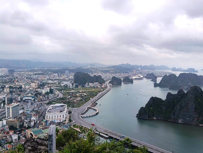 Quảng Ninh 2025-2030: Đột ph&aacute; hạ tầng giao th&ocirc;ng, cảng biển v&agrave; kinh tế số- Ảnh 1.