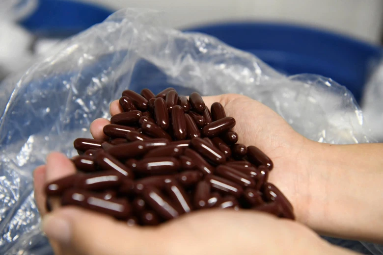 Danh tính giám đốc công ty dược sản xuất thực phẩm chức năng giả vừa bị bắt ở Phú Thọ- Ảnh 3. Danh tính giám đốc công ty dược sản xuất thực phẩm chức năng giả vừa bị bắt ở Phú Thọ- Ảnh 3.