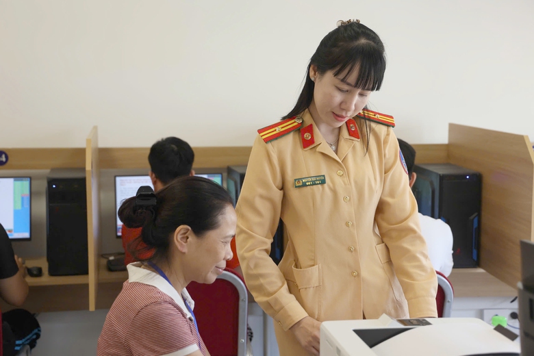 Được chọn thứ tự nội dung s&aacute;t hạch cấp GPLX, nhiều học vi&ecirc;n vượt qua phần thi kh&oacute;- Ảnh 11.