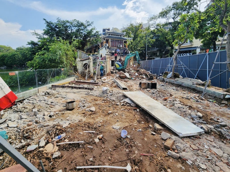 H&agrave; Nội: Khẩn trương ph&aacute; dỡ một phần nh&agrave; h&agrave;ng Thủy Tạ, kh&ocirc;i phục kiến tr&uacute;c c&ocirc;ng tr&igrave;nh- Ảnh 3.