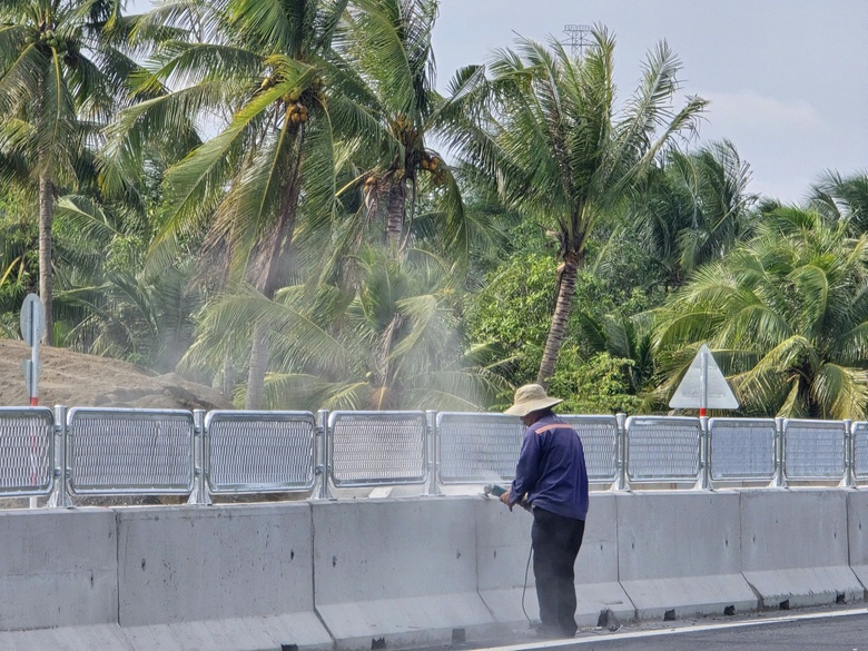 Tăng tốc những hạng mục cuối tại cầu Rạch Miễu 2, về đ&iacute;ch trước 6 th&aacute;ng- Ảnh 7.