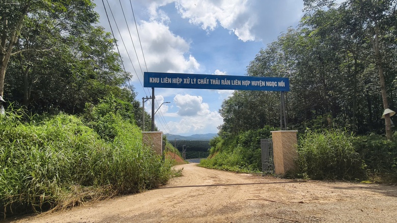 Quảng Ngãi: Yêu cầu kiểm định chất lượng công trình hố chứa rác vừa dùng đã hỏng- Ảnh 3. Quảng Ngãi: Yêu cầu kiểm định chất lượng công trình hố chứa rác vừa dùng đã hỏng- Ảnh 3.
