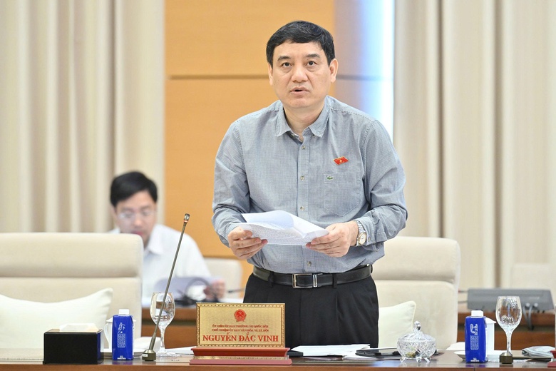 Nghiên cứu bộ sách giáo khoa dùng chung, miễn phí cho học sinh- Ảnh 2. Nghiên cứu bộ sách giáo khoa dùng chung, miễn phí cho học sinh- Ảnh 2.