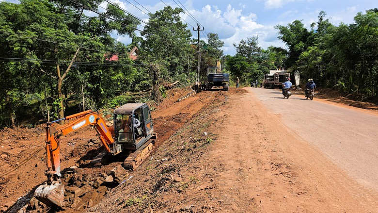 Cận cảnh 2 c&ocirc;ng tr&igrave;nh cầu vượt lũ chờ vốn vừa t&aacute;i khởi động thi c&ocirc;ng ở Quảng Trị- Ảnh 8.