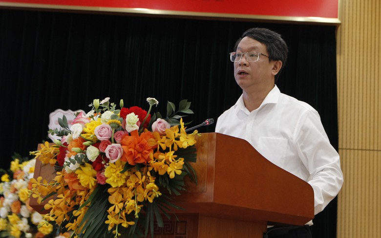 Cục trưởng Cục Ph&aacute;t triển đ&ocirc; thị Trần Quốc Th&aacute;i b&aacute;o c&aacute;o tổng kết Đề &aacute;n ph&aacute;t triển đ&ocirc; thị th&ocirc;ng minh bền vững Việt Nam giai đoạn 2018 &ndash; 2025 v&agrave; định hướng đến năm 2030.