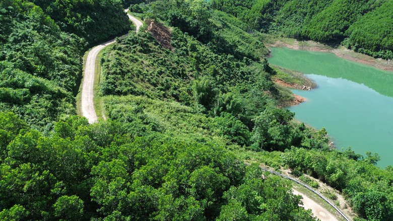 Quảng Ng&atilde;i cần đầu tư n&acirc;ng cấp 5km đường kết nối 2 tỉnh lộ 623 v&agrave; 676- Ảnh 2.