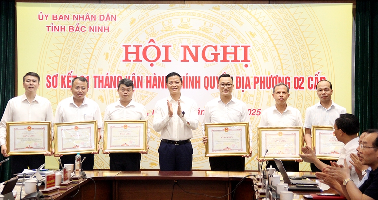 Bắc Ninh điều động, biệt phái 20 cán bộ sở về xã làm việc- Ảnh 1. Bắc Ninh điều động, biệt phái 20 cán bộ sở về xã làm việc- Ảnh 1.