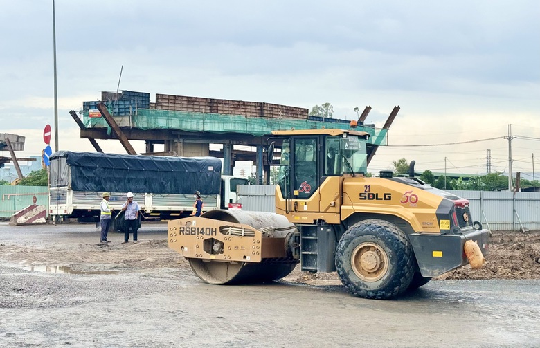 Ph&oacute; Thủ tướng Hồ Đức Phớc: Kh&ocirc;ng c&ograve;n vướng mắc, tăng tốc thi c&ocirc;ng cao tốc qua Đồng Nai- Ảnh 5.