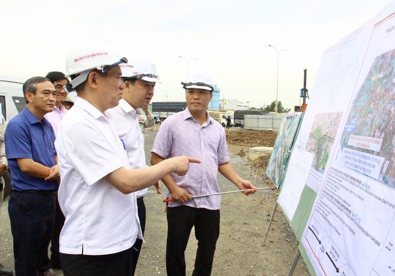 Ph&oacute; Thủ tướng Hồ Đức Phớc: Kh&ocirc;ng c&ograve;n vướng mắc, tăng tốc thi c&ocirc;ng cao tốc qua Đồng Nai- Ảnh 4.