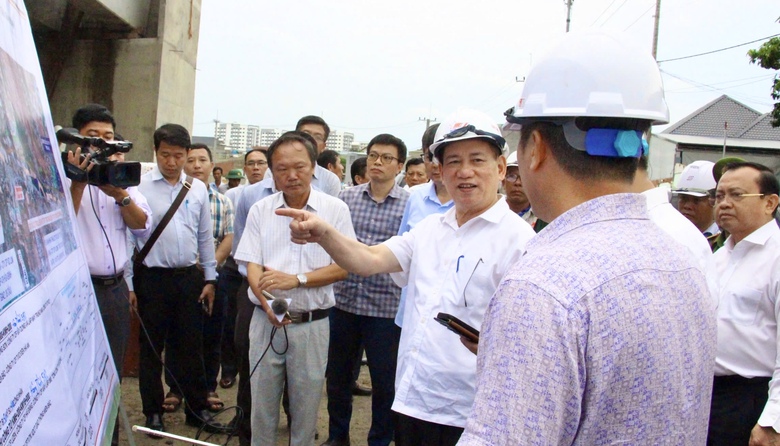 Ph&oacute; Thủ tướng Hồ Đức Phớc: Kh&ocirc;ng c&ograve;n vướng mắc, tăng tốc thi c&ocirc;ng cao tốc qua Đồng Nai- Ảnh 1.