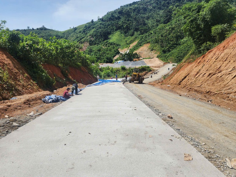 Quảng Ng&atilde;i cần đầu tư n&acirc;ng cấp 5km đường kết nối 2 tỉnh lộ 623 v&agrave; 676- Ảnh 11.