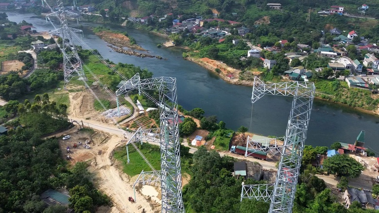 Ăn tr&ecirc;n n&uacute;i, ngủ lại c&ocirc;ng trường chạy đua tiến độ dự &aacute;n 500 kV L&agrave;o Cai - Vĩnh Y&ecirc;n- Ảnh 8.