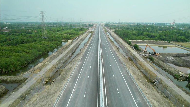 Cao tốc Bến Lức - Long Th&agrave;nh tăng tốc thi c&ocirc;ng, sẵn s&agrave;ng kết nối với s&acirc;n bay Long Th&agrave;nh- Ảnh 1.