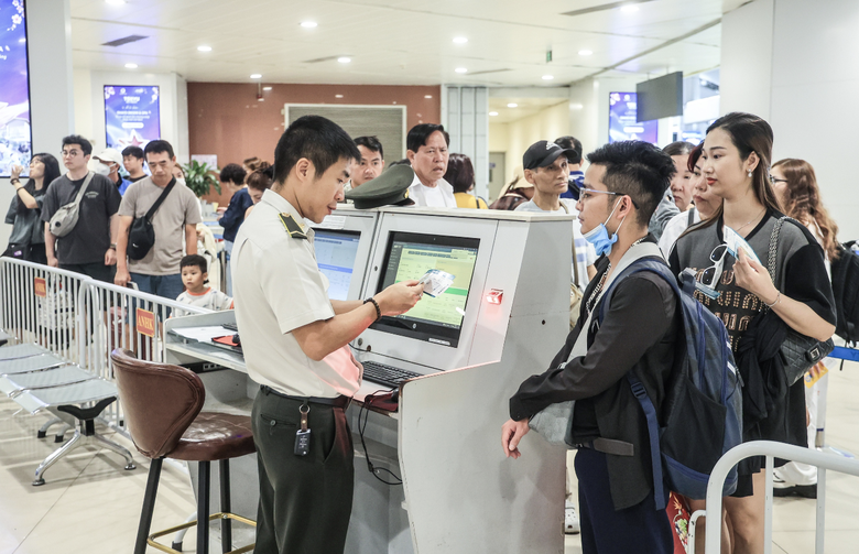 Bộ X&acirc;y dựng chỉ đạo &ldquo;n&oacute;ng&rdquo; đảm bảo trật tự, an to&agrave;n giao th&ocirc;ng dịp nghỉ lễ 2/9- Ảnh 2.