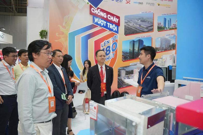 Saint-Gobain mang giải ph&aacute;p chống ch&aacute;y to&agrave;n diện đến Triển l&atilde;m Secutech Việt Nam 2025- Ảnh 4.
