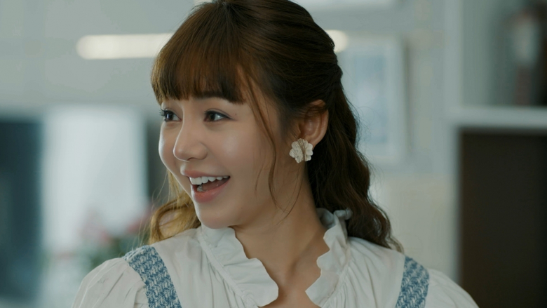 Quỳnh Kool bị ch&ecirc; khi đ&oacute;ng nữ ch&iacute;nh trong phim giờ v&agrave;ng VTV "Gi&oacute; ngang khoảng trời xanh"- Ảnh 3.