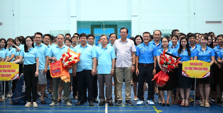 Hội thao ch&agrave;o mừng ng&agrave;y th&agrave;nh lập hai Ban Quản l&yacute; dự &aacute;n x&acirc;y dựng lớn nhất Quảng Ng&atilde;i- Ảnh 3.