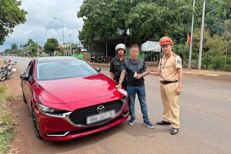 Đồng Nai: T&agrave;i xế l&aacute;i &ocirc; t&ocirc; chạy qu&aacute; tốc độ bị ph&aacute;t hiện dương t&iacute;nh với ma t&uacute;y- Ảnh 1.