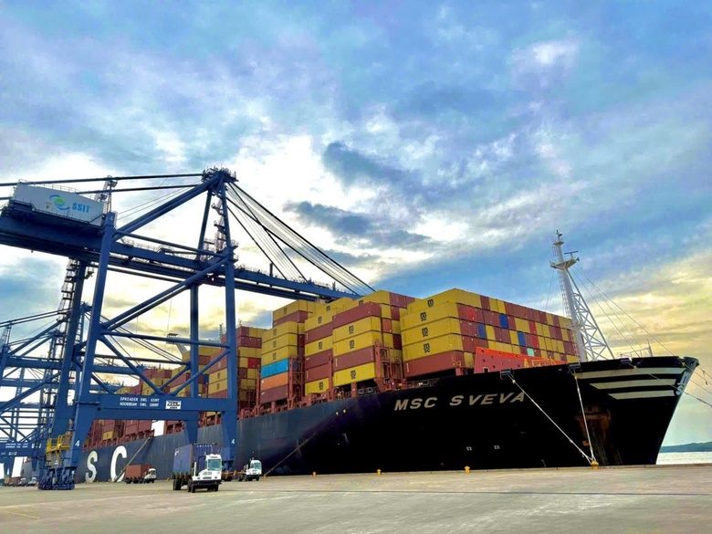 Gỡ "điểm nghẽn", ph&aacute;t huy vị thế cụm cảng C&aacute;i M&eacute;p - Thị Vải- Ảnh 1.