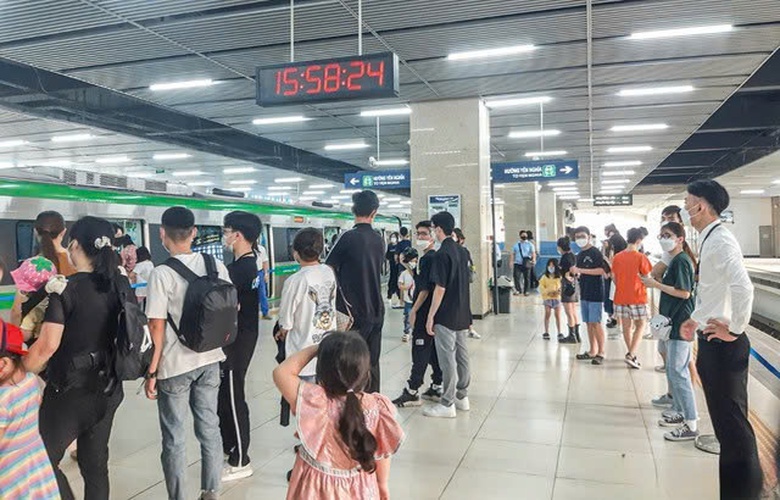 H&agrave; Nội: 2 tuyến metro hoạt động đến 12h đ&ecirc;m dịp Quốc kh&aacute;nh 2/9- Ảnh 1.