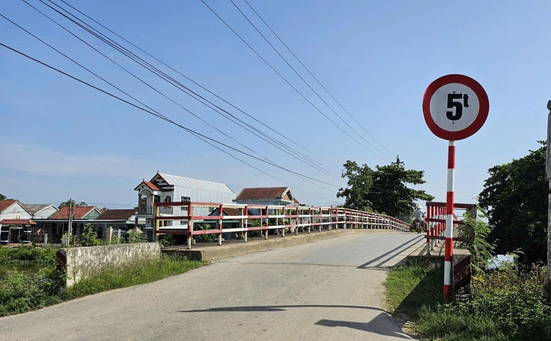 Huế: Hệ thống cầu tr&ecirc;n tuyến tỉnh lộ 3 xuống cấp nghi&ecirc;m trọng- Ảnh 2.