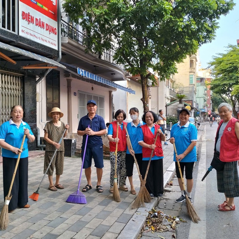 X&atilde;, phường ở H&agrave; Nội đồng loạt ra qu&acirc;n tổng vệ sinh m&ocirc;i trường, chỉnh trang đ&ocirc; thị- Ảnh 5.
