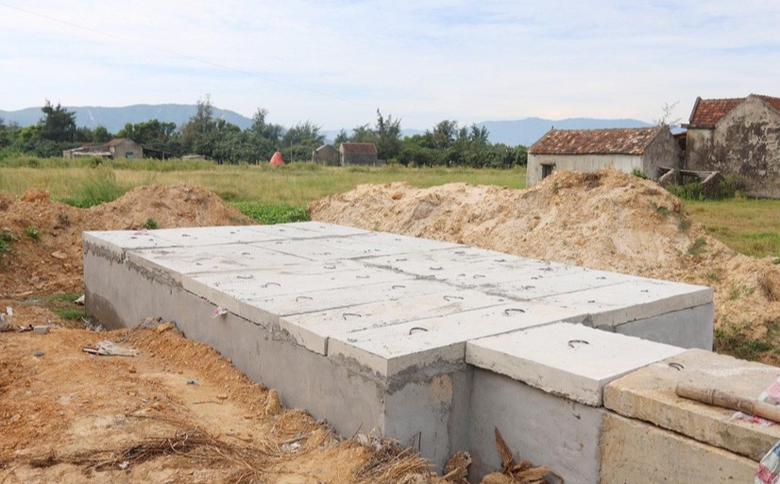 Người dân Hà Tĩnh sống khổ bên "thiên đường biển" vì nước thải khu du lịch- Ảnh 3. Người dân Hà Tĩnh sống khổ bên "thiên đường biển" vì nước thải khu du lịch- Ảnh 3.