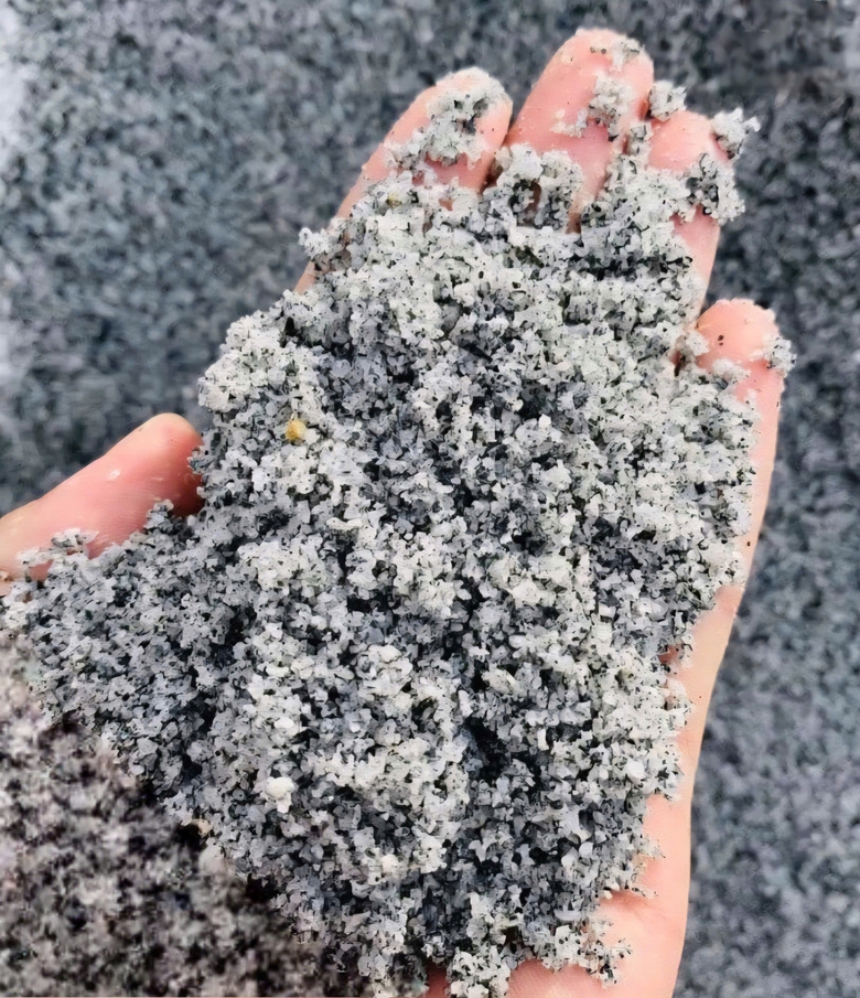 C&aacute;t nghiền loay hoay t&igrave;m đầu ra- Ảnh 2.