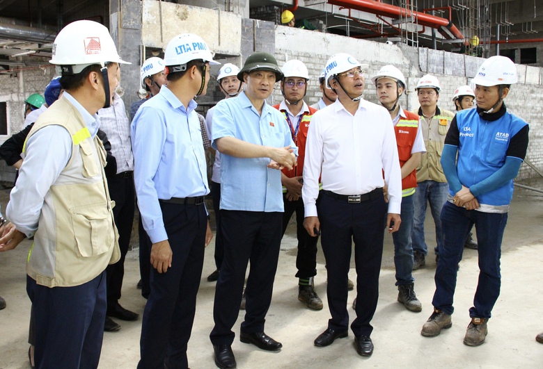 Ph&oacute; chủ tịch Quốc hội kiểm tra s&acirc;n bay Long Th&agrave;nh: L&agrave;m nhanh nhưng phải đảm bảo chất lượng- Ảnh 6.